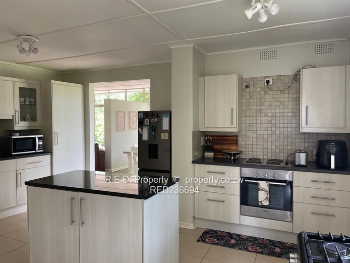 Character-filled Split-level Living In Burnside!