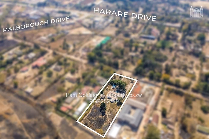 Former Medical Centre on 7300 square metres