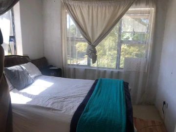 3 Bedroom Flat & Apartment