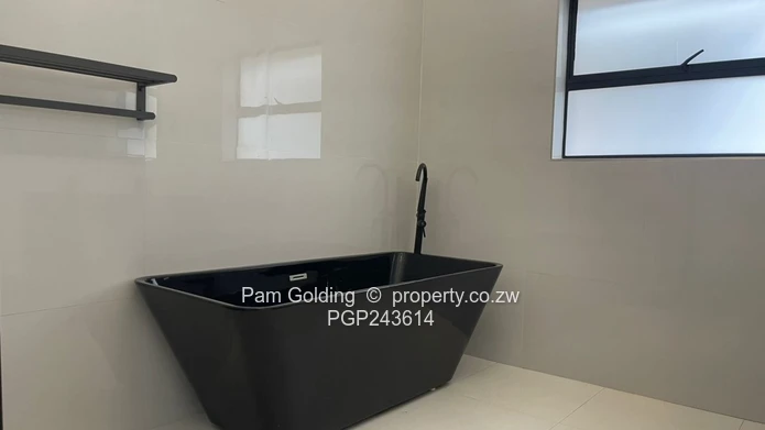 Ultra-Modern Cluster With Pool (Sole Mandate)