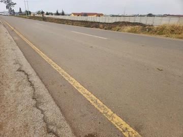 Commercial & Industrial Land