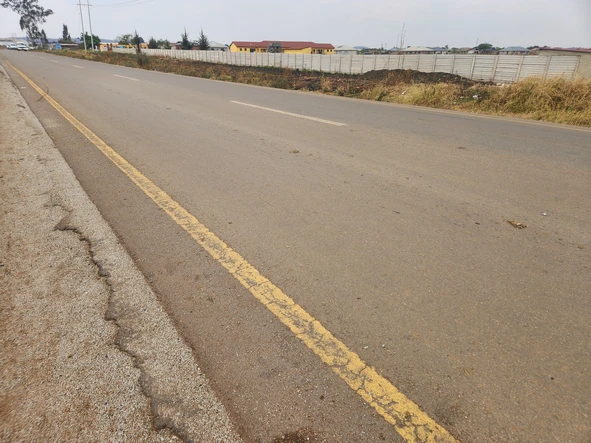 Commercial & Industrial Land