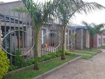 House for sale in Chitungwiza 