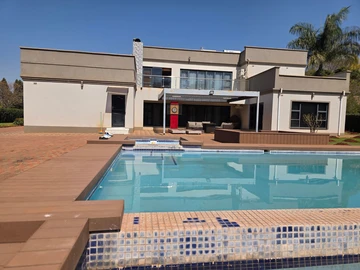 5 Bedroom House