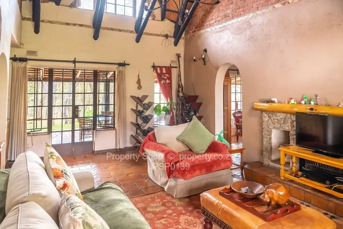 6 Truly magnificent well treed Acres