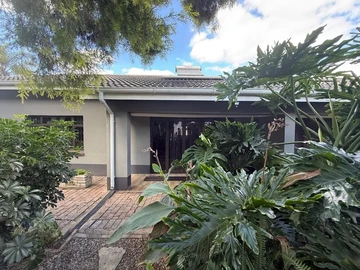 2 Bedroom Cottage