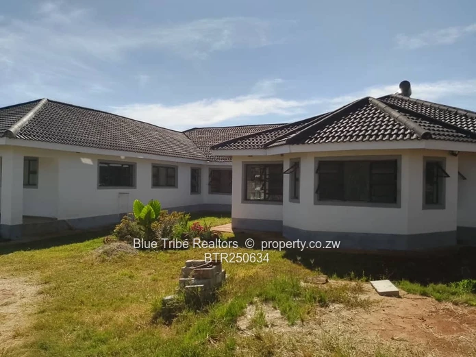 House to rent in Brookview (Sole Mandate)