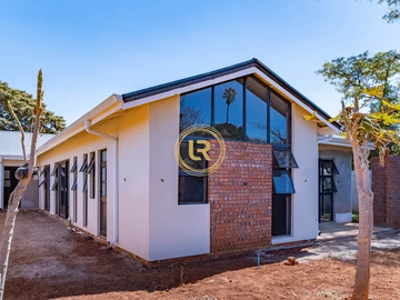 10 Unit Townhouse Complex