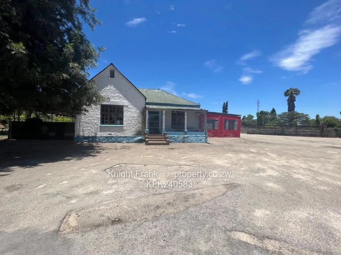 Road Frontage Commercial Property In Hatfield