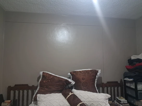 2 Bedroom Flat & Apartment