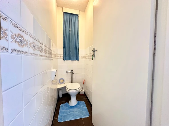3 Bedroom Flat & Apartment