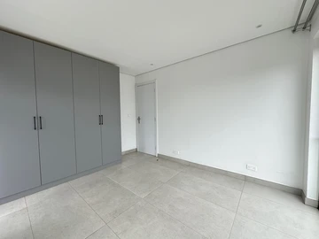 4 Bedroom Garden Flat