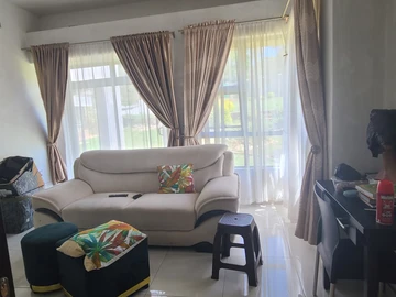 6 Bedroom House