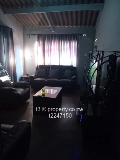 Mabvuku 5 Bed House