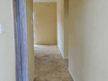 2 Bedroom Flat & Apartment