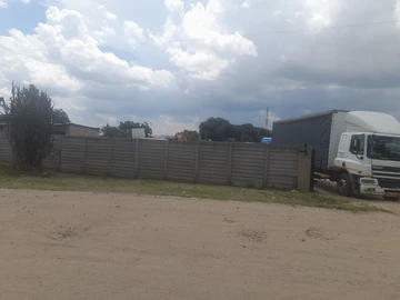 Commercial & Industrial Land