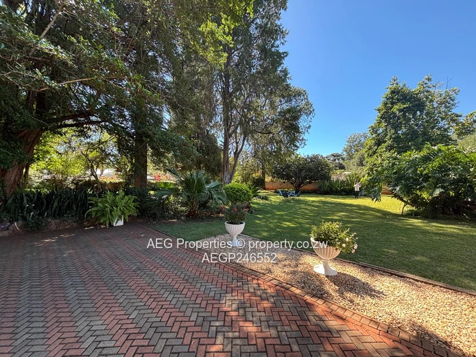 4 Bed Fully Furnished House To Rent 