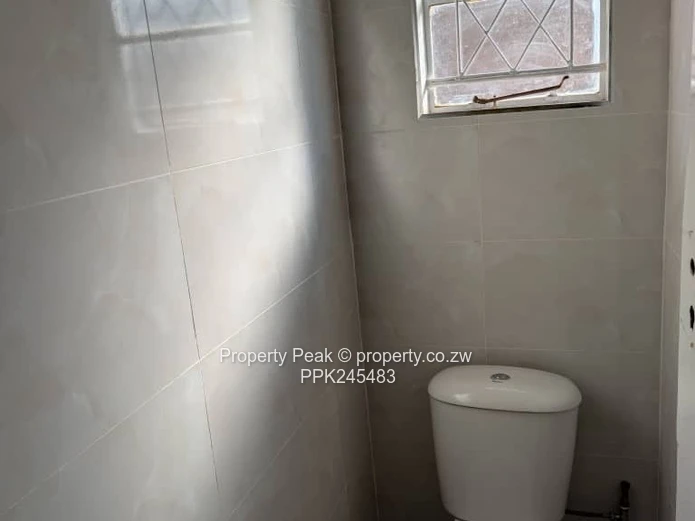 4-Bed House for Rental in Kuwadzana 7 – With Borehole & Secure 
