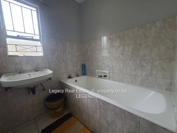 Well-Maintained Family Home for Rent – Sunningdale 2