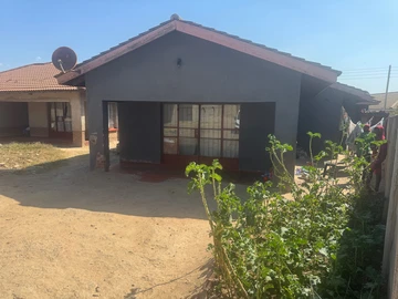 5 Bedroom House