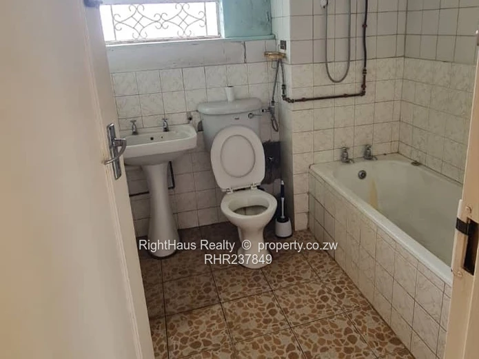 Charming 2 Bed Flat In Avenues To Rent