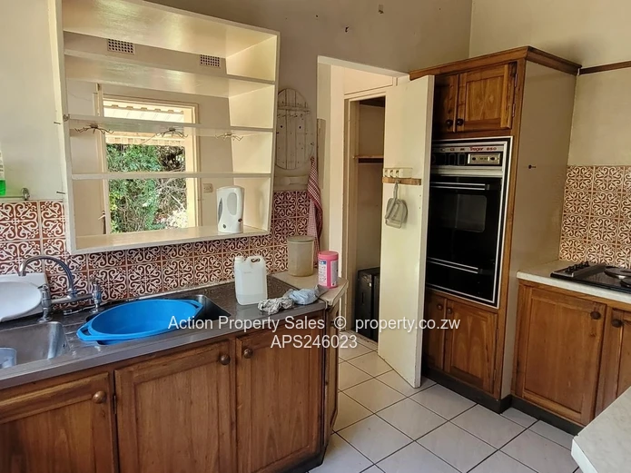 House To Rent In Greystone Park $1,200 Plus Rates 