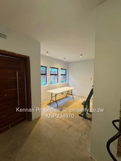 Beautiful home in Rockview