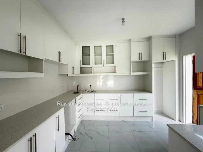 Mabvazuva Estate, Ruwa | Modern House For Sale