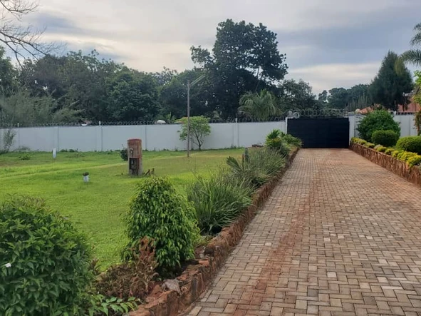 5 Bedroom House
