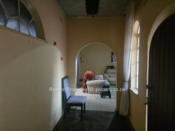 Very serious seller (Sole Mandate)