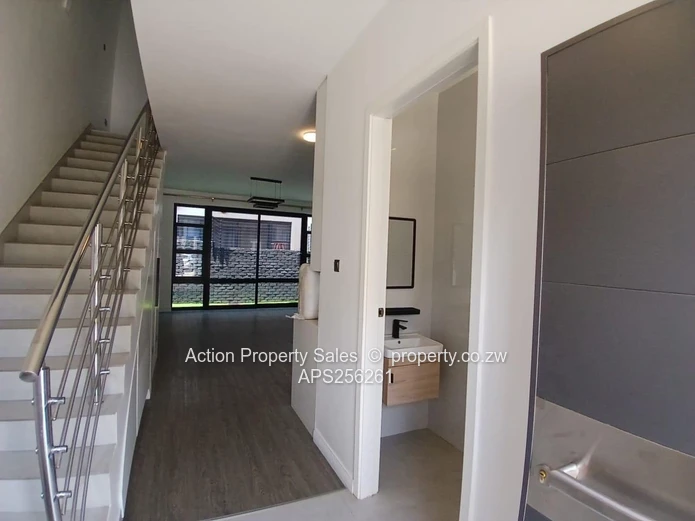 2 Bed Jacobs Park Unit For Sale! 