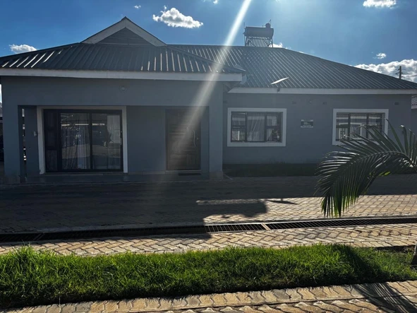 3 Bedroom Garden Flat