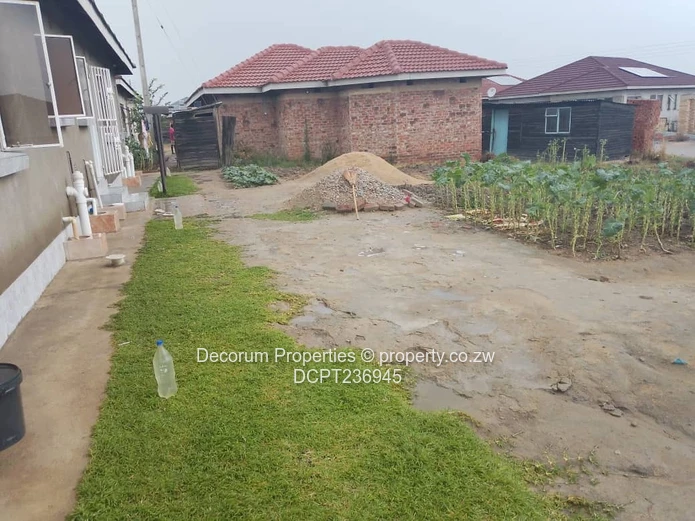 Prime 250m² Stand in Fidelity — Tarred Roads, Sewer & Water