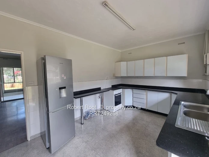 2 bed complex home in Borrowdale 