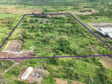 Commercial & Industrial Land