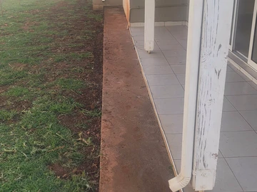 2 Bedroom Flat & Apartment