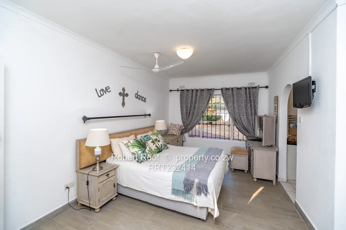 Exquisite family home up for grabs!