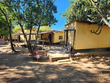 Farm & Agricultural Land