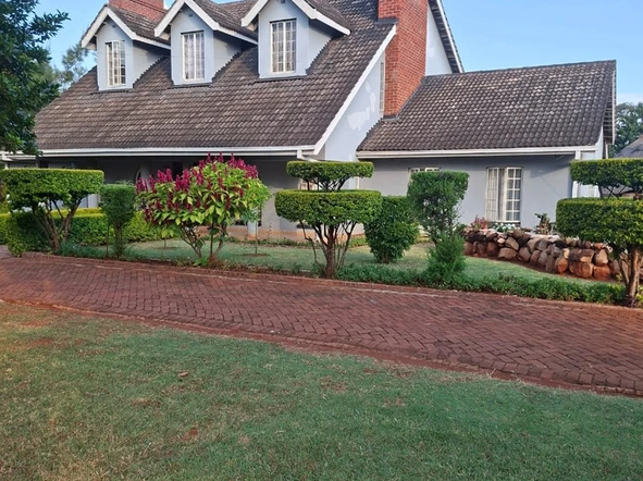 5 Bedroom House