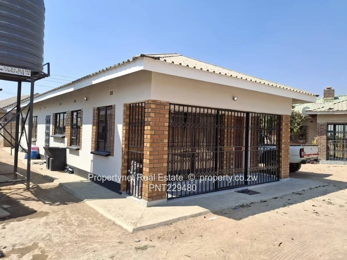 Solid neat family home!!!