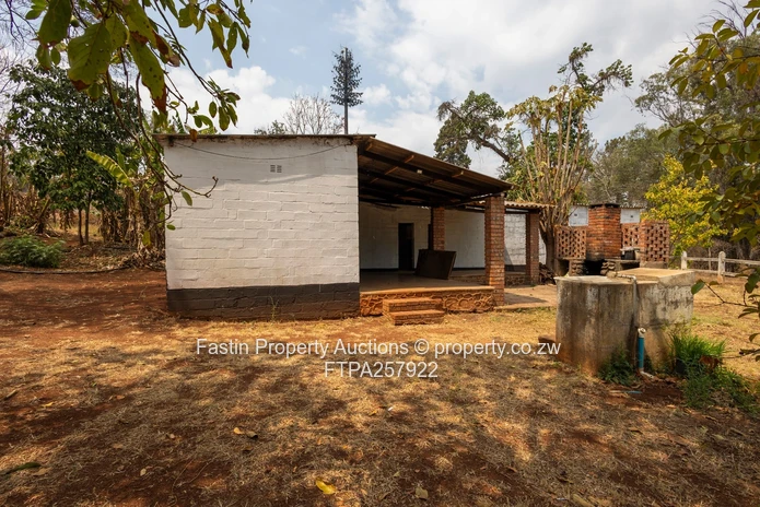 Prime Property for redevelopment - ONLINE AUCTION