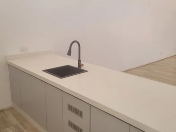 3 Bedroom Flat & Apartment