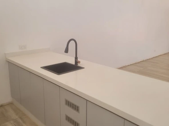3 Bedroom Flat & Apartment