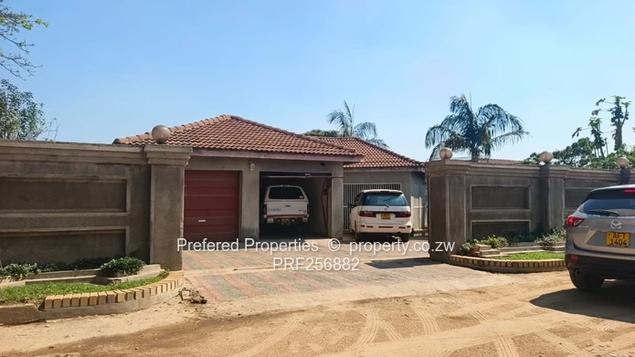 Walled 4-Bed Chadcombe Home – Tiled, Garage, Solar (Sole Mandate)
