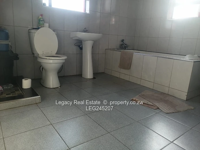 Well-Finished 3 Bedroom House With Solar & Borehole Setup In Karoi