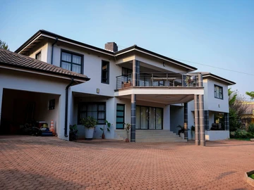 6 Bedroom Townhouse Complex