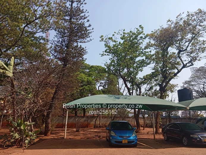 2-Bed Garden Flat with Private Patio & Borehole