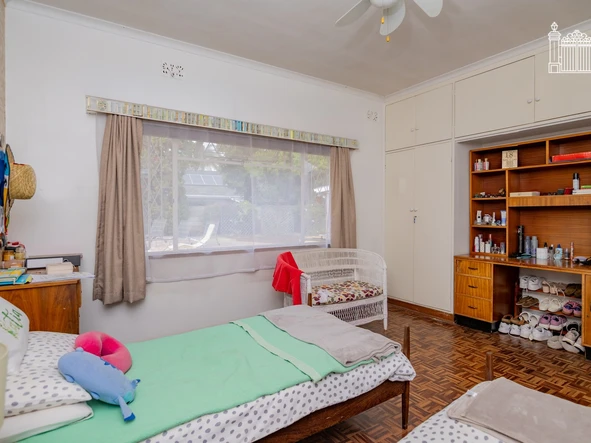7 Bedroom House