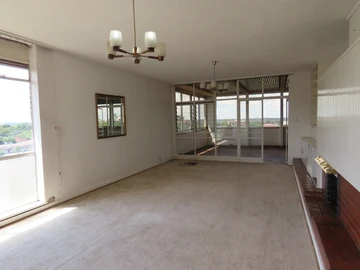 3 Bedroom Flat & Apartment