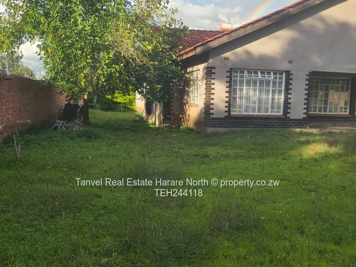 *FOR SALE*  MARLBOROUGH HOUSE   Offering space, privacy, and outstanding investment potential. *Feat